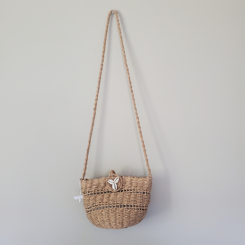 Woven Seashell Crossbody Handbag NEW